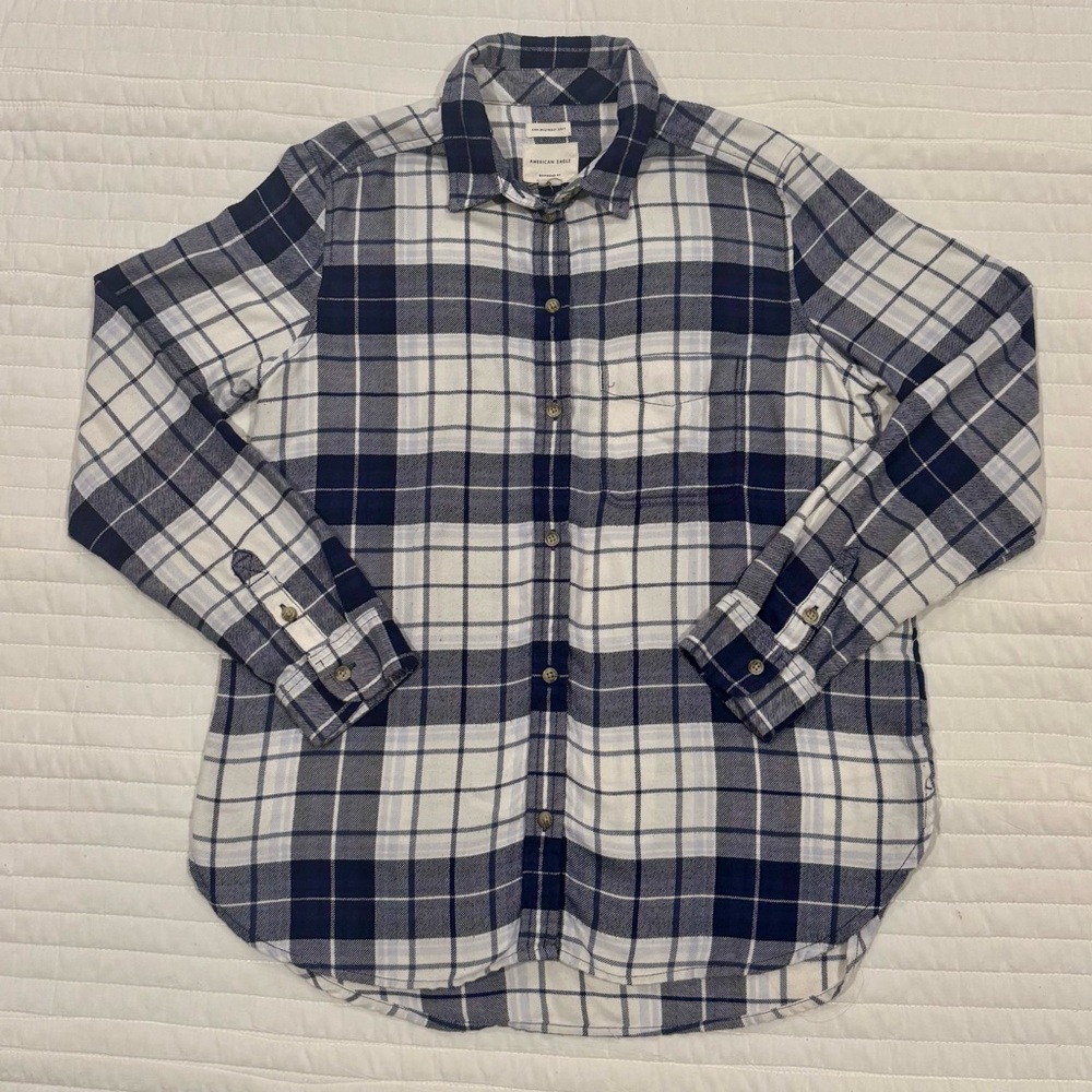 American Eagle Ahh-Mazingly-Soft Boyfriend Fit Blue White Flannel Womens Medium